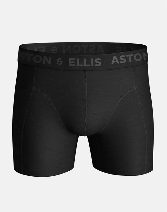 aston-ellis-black-front-boxershorts